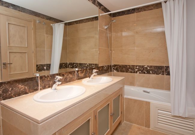 Apartamento en Manilva - Marina del Castillo 236 Apartamento en Manilva - Marina del Castillo 236