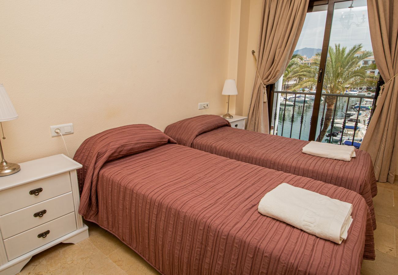 Apartamento en Manilva - Marina Real 124