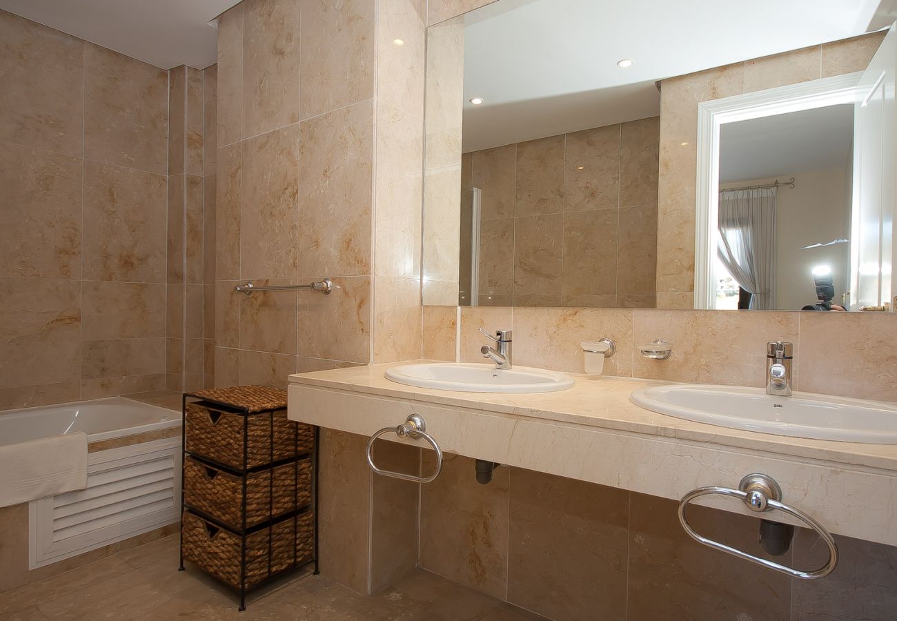 Apartamento en Manilva - Marina Real 441