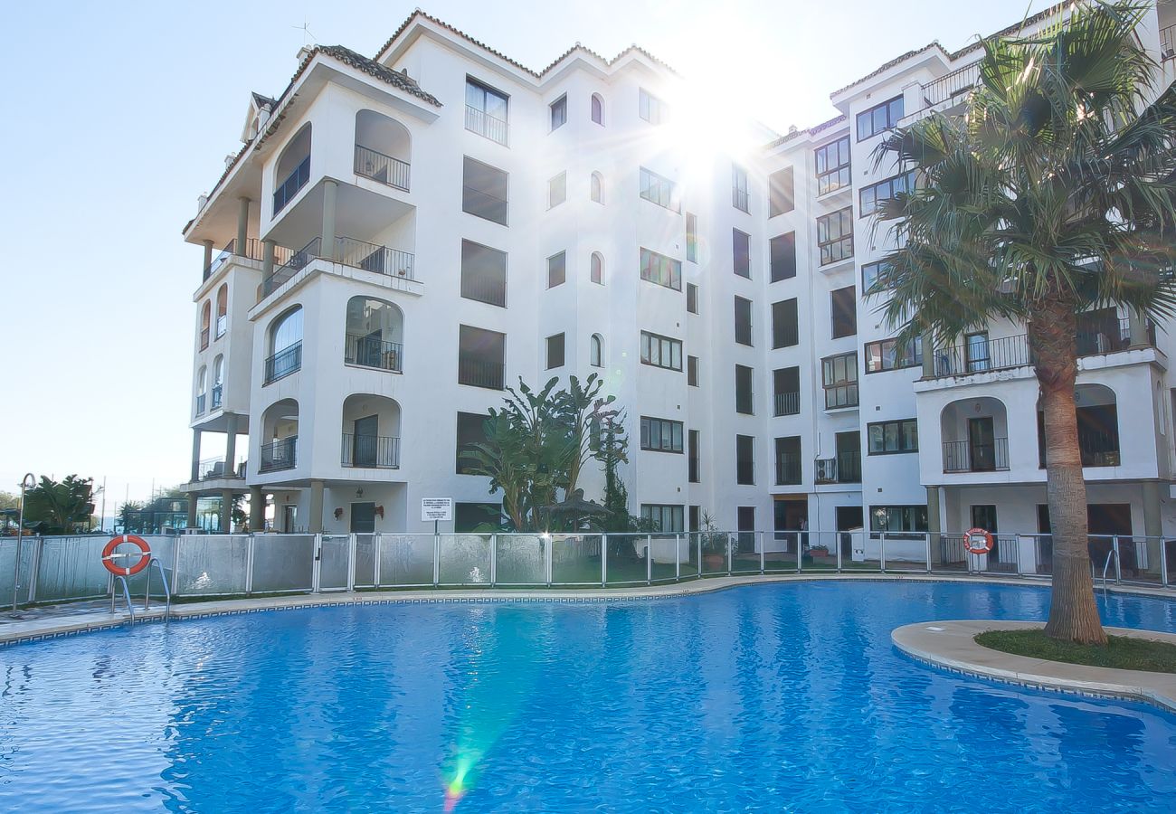 Marina de la Duquesa Holiday Apartment