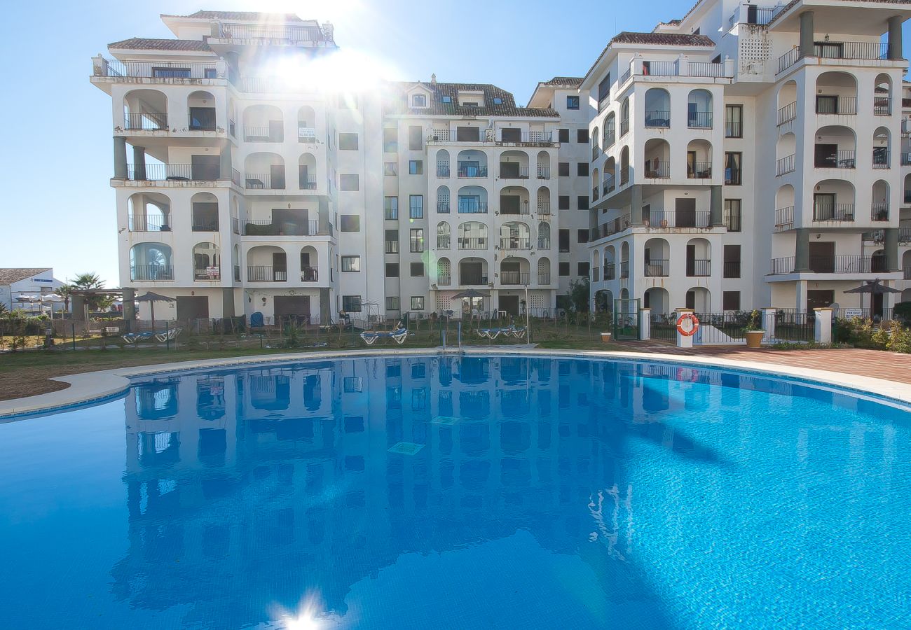 Marina de la Duquesa Holiday Apartment