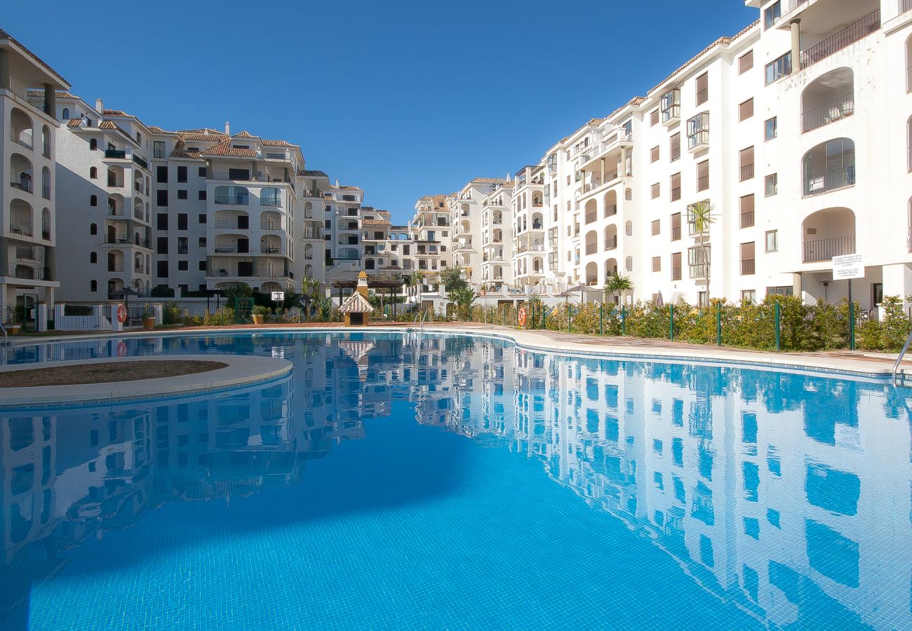 Marina de la Duquesa Holiday Apartment