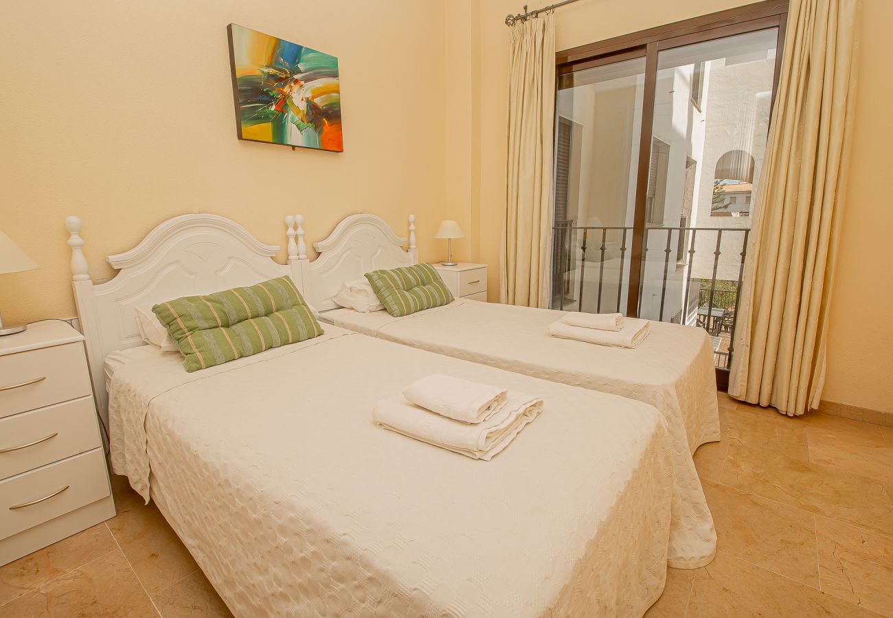 Apartment in Manilva - Marina Duquesa 815