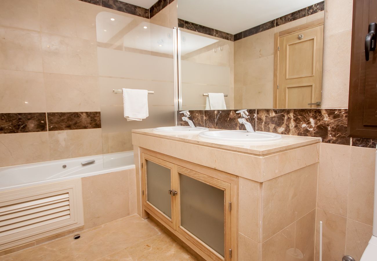 Apartment in Manilva - Marina del Castillo 321