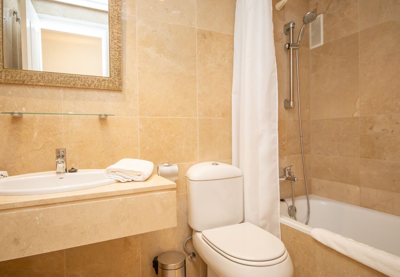 Apartment in Manilva - Marina Real 124