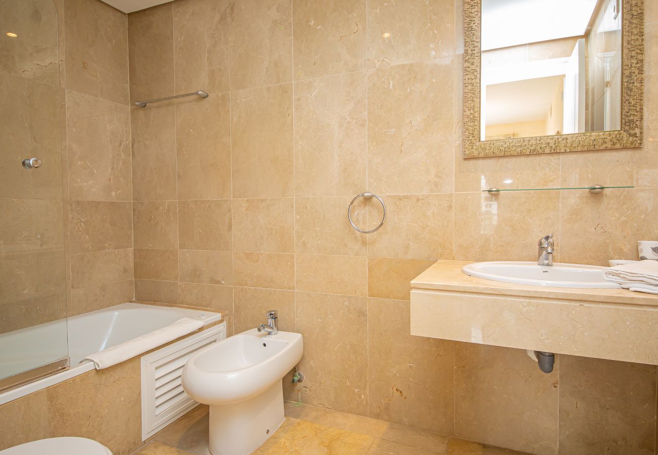 Apartment in Manilva - Marina Real 124