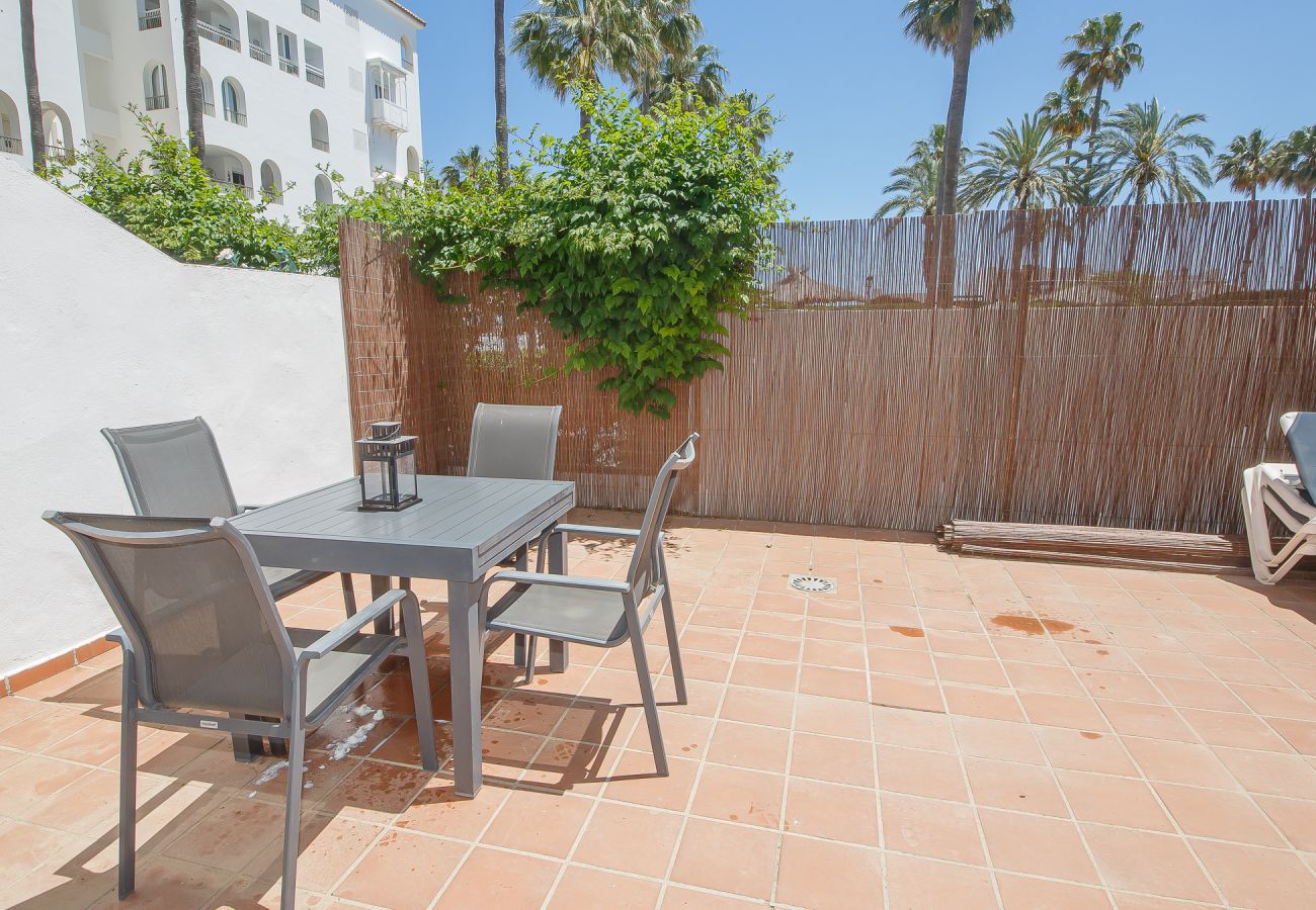 Apartment in Manilva - Marina Real 501