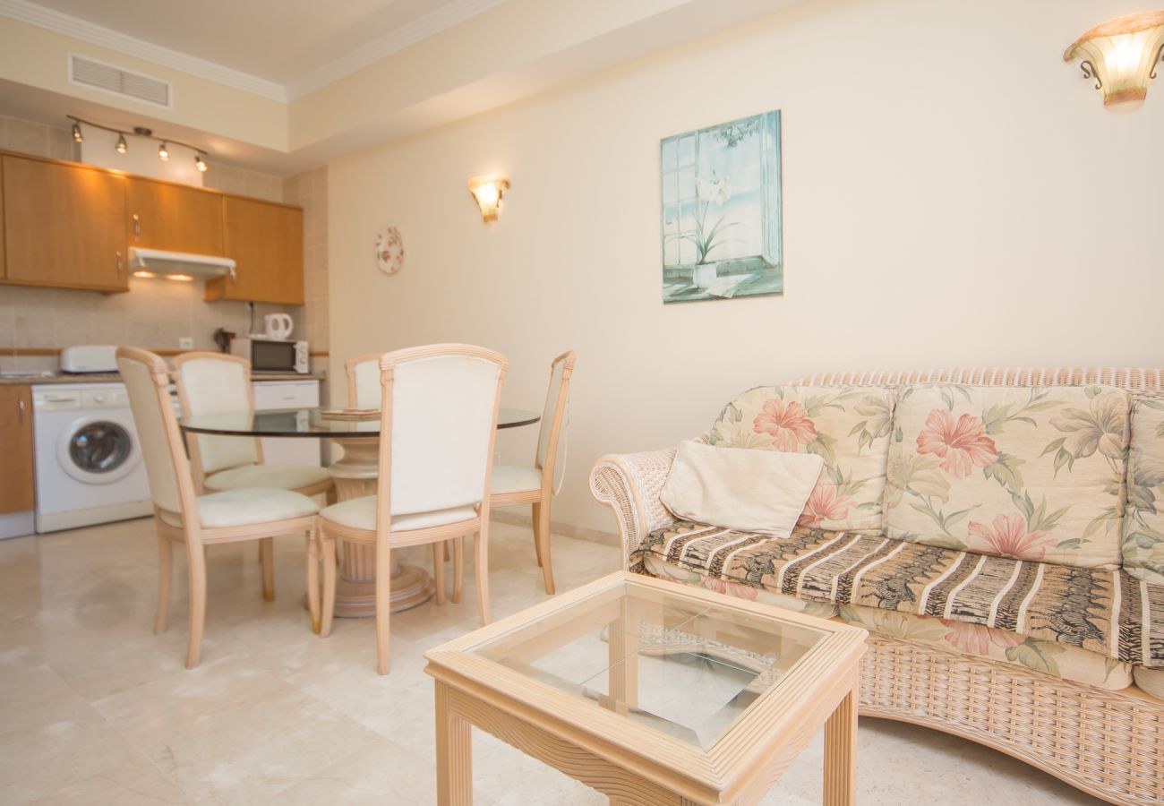 Apartment in Manilva - La Almadraba 313