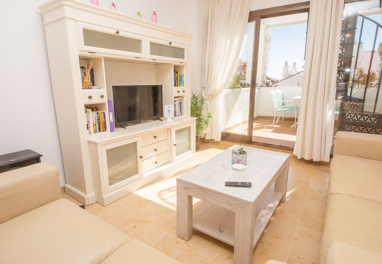 Apartment in Manilva - Fuentes Duquesa A323