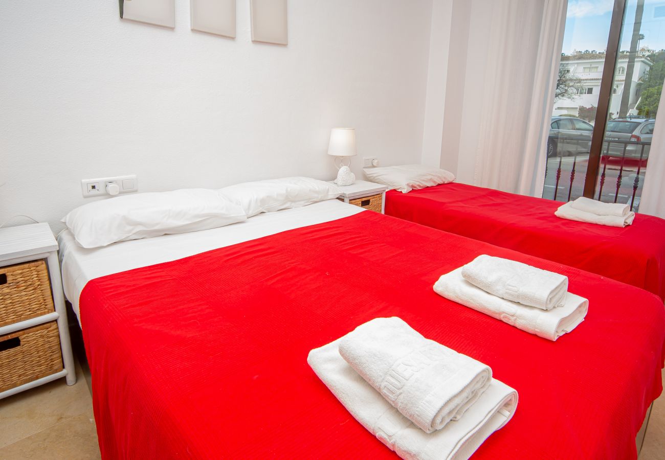 Apartment in Manilva - Marina Real 303