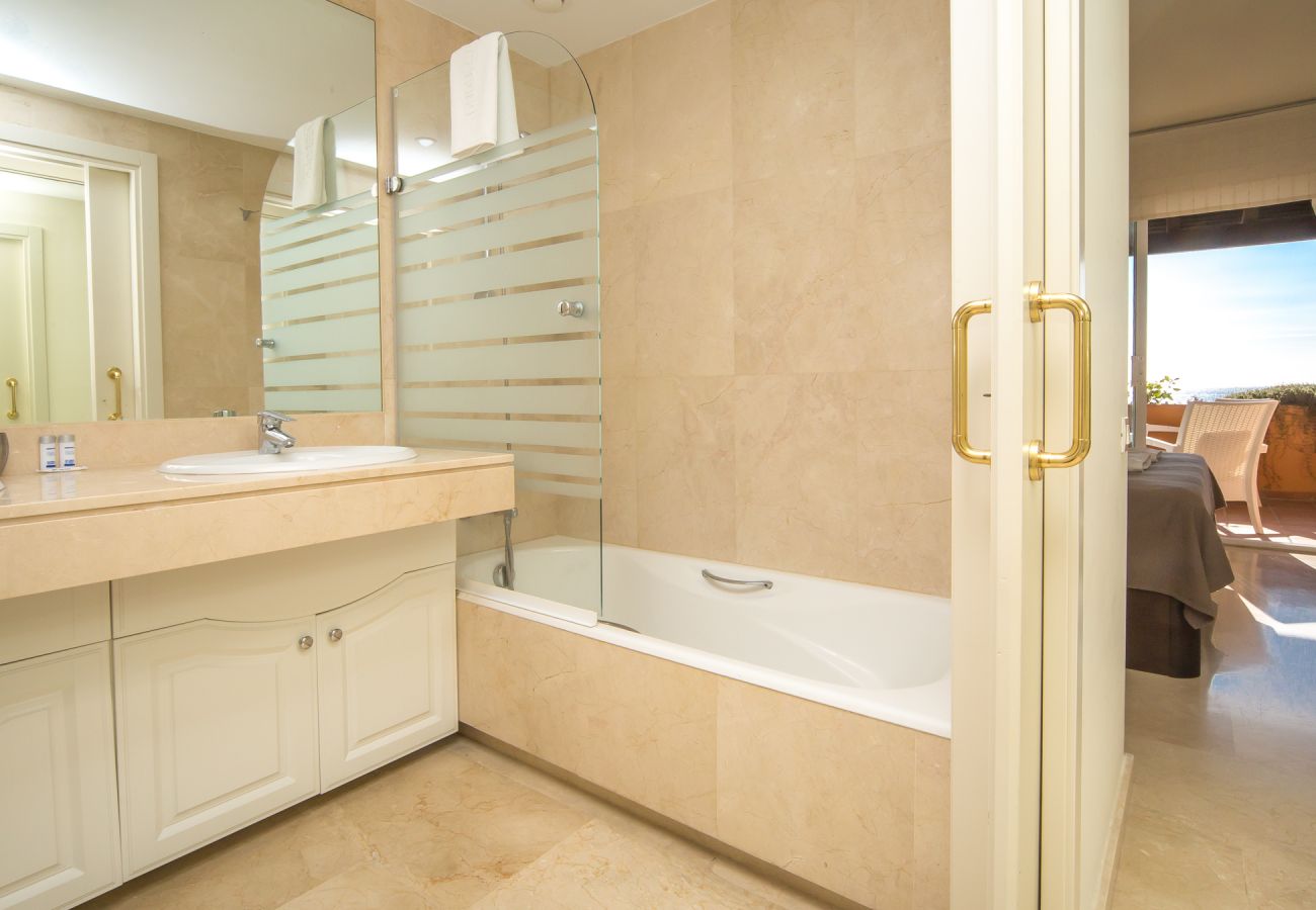 Apartment in Manilva - Los Granados 122