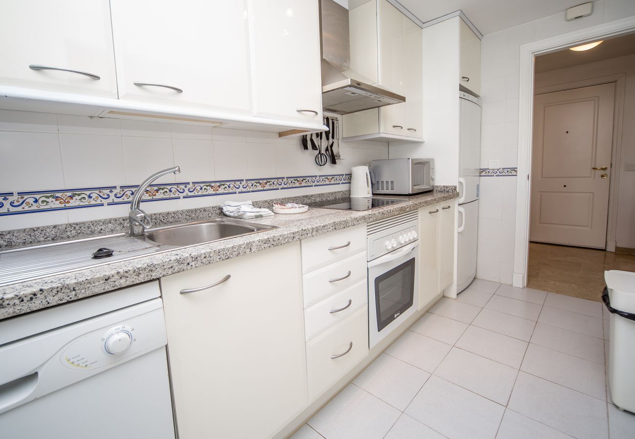 Apartment in Manilva - Marina Real 114