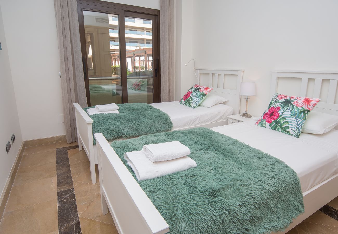 Apartment in Manilva - Marina del Castillo 302