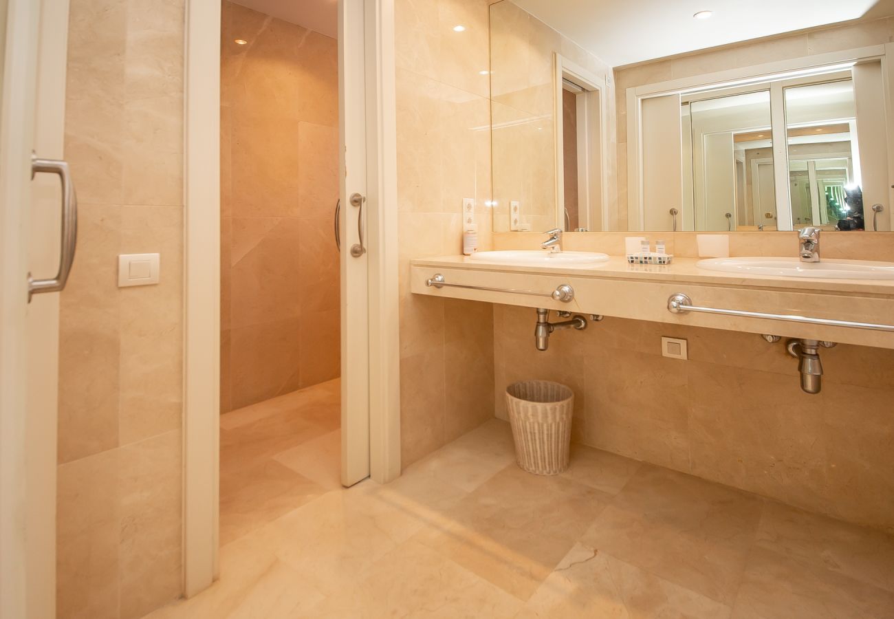 Apartment in Manilva - Los Granados 1102