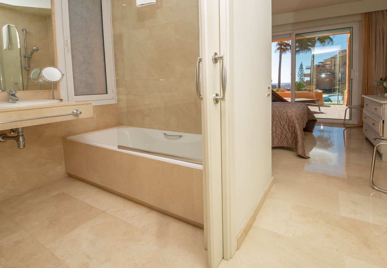 Apartment in Manilva - Los Granados 1102