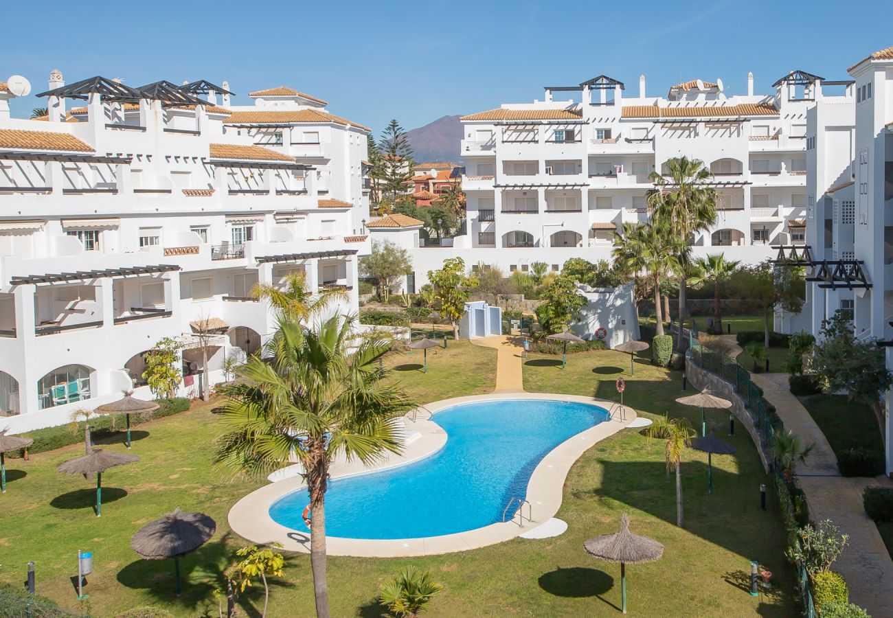 Holiday rental apartment in Residencial Duquesa, Sabinillas
