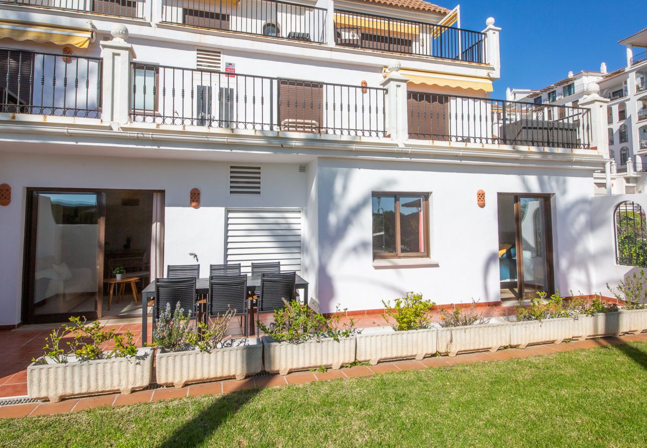 Apartment in Manilva - Marina Real 504