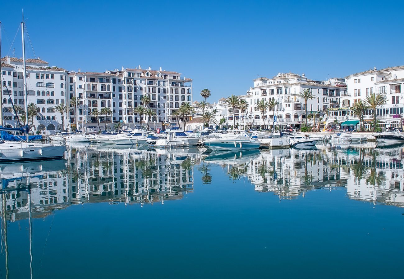 Apartment in Manilva - Duquesa Suites 305