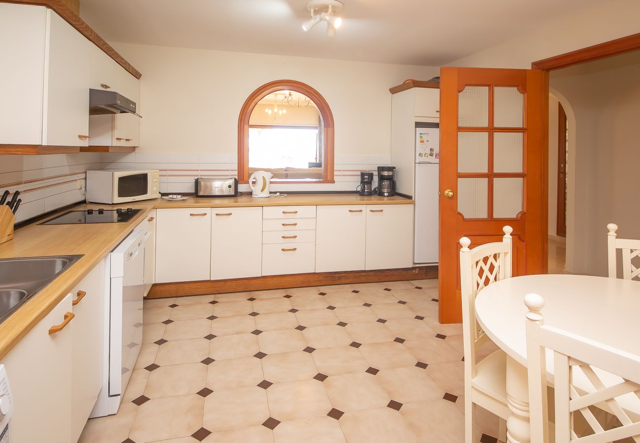 Apartment in Manilva - Los Castillos 36