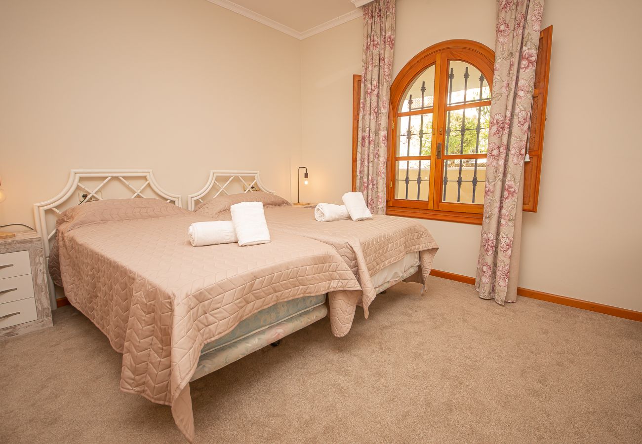 Apartment in Manilva - Los Castillos 36