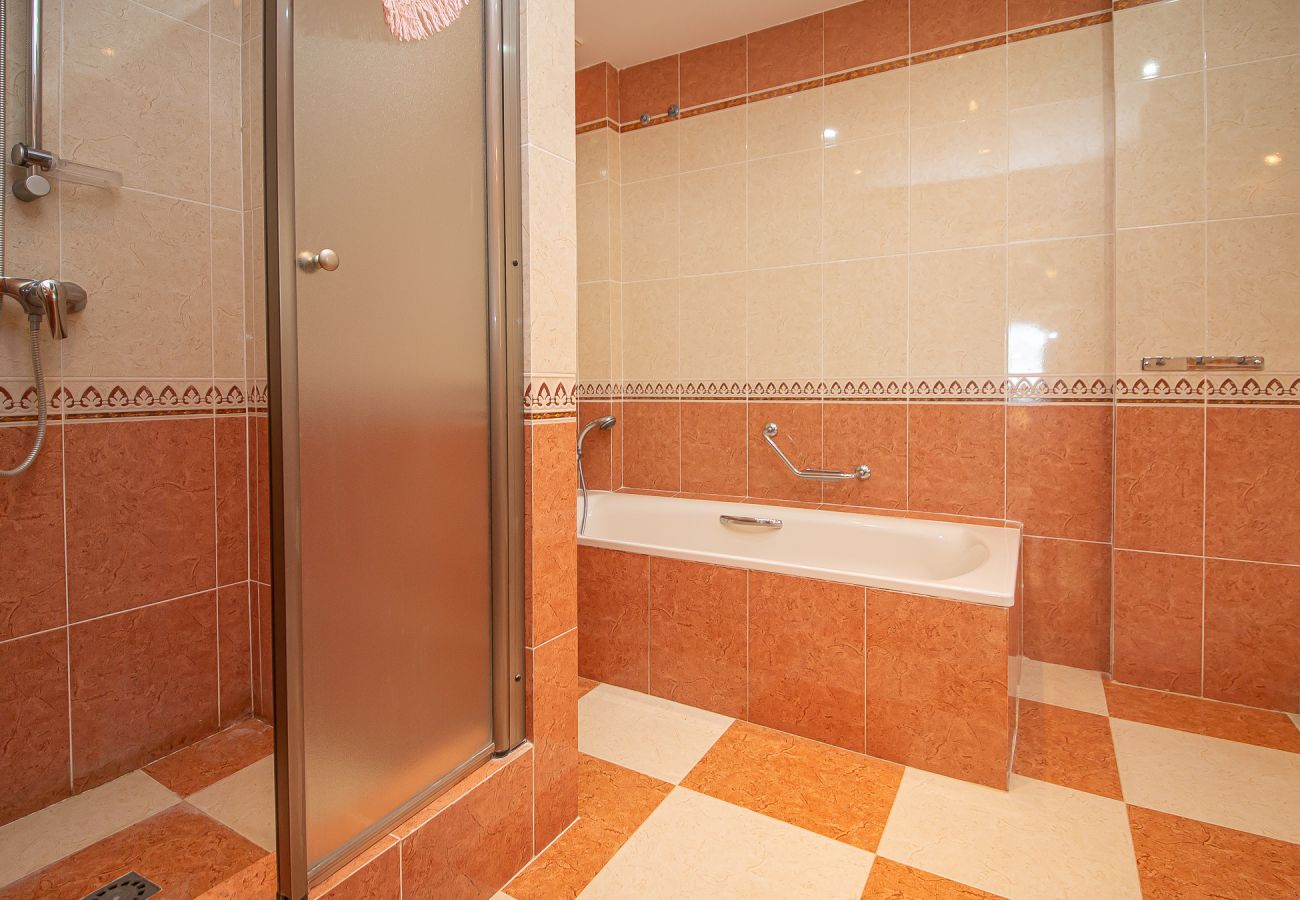 Apartment in Manilva - Los Castillos 36