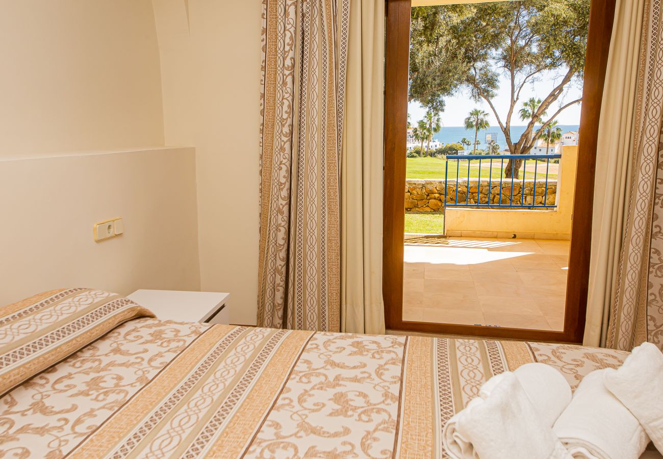Apartment in Manilva - Los Castillos 36